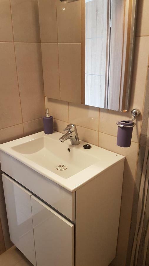 Apartment F6 Осиек Экстерьер фото
